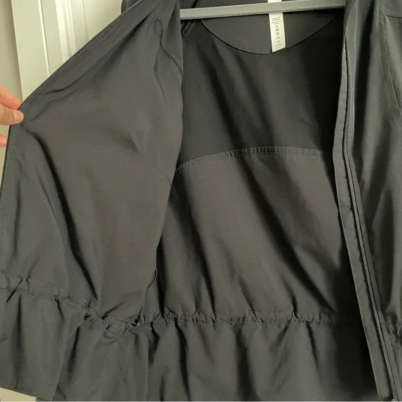 Lululemon Pack it Up Jacket - Picture 7 of 12